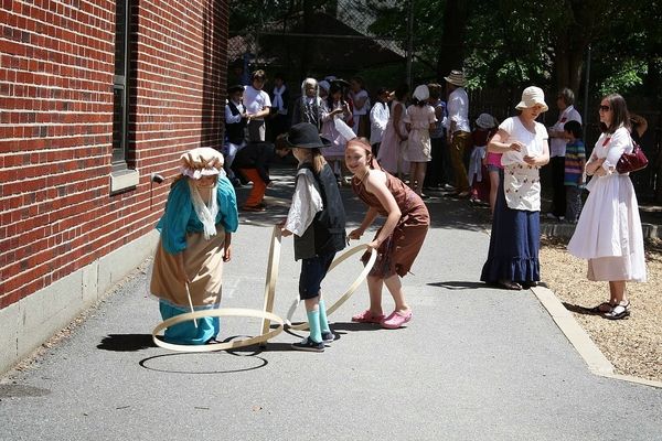 Parents’ Revolt:  Backlash May Save ‘Colonial Day’ in Arlington Elementary Schools, For Now