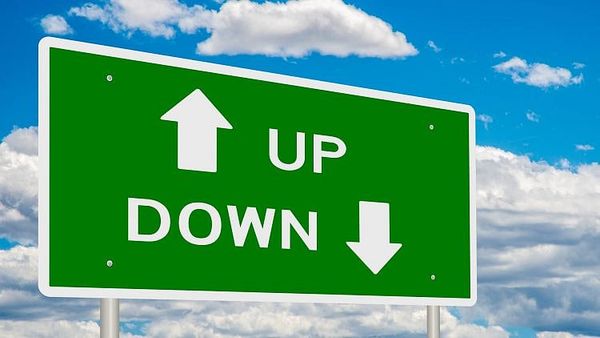 Huge Green Highway Sign Falls Onto Interstate 190 In Worcester