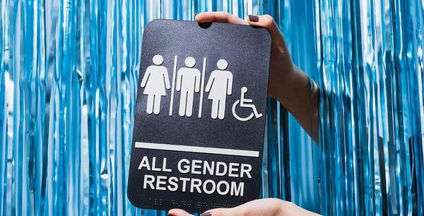 Harvard LGBT Advocacy Group Seeks More Gender-Inclusive Bathrooms On Campus