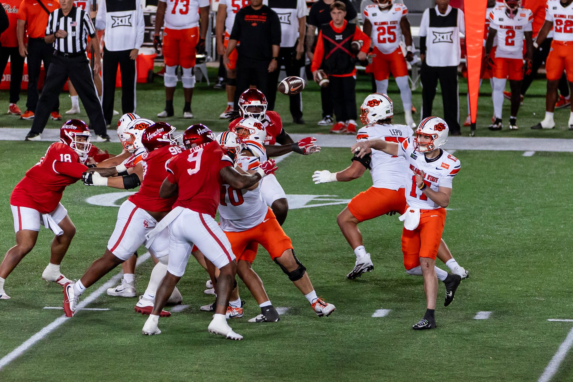 OSU quarterback Drew Mestemaker throws a pass behind his offensive line against Houston on Saturday, Oct. 17, 2026, at TDECU Stadium in Houston.