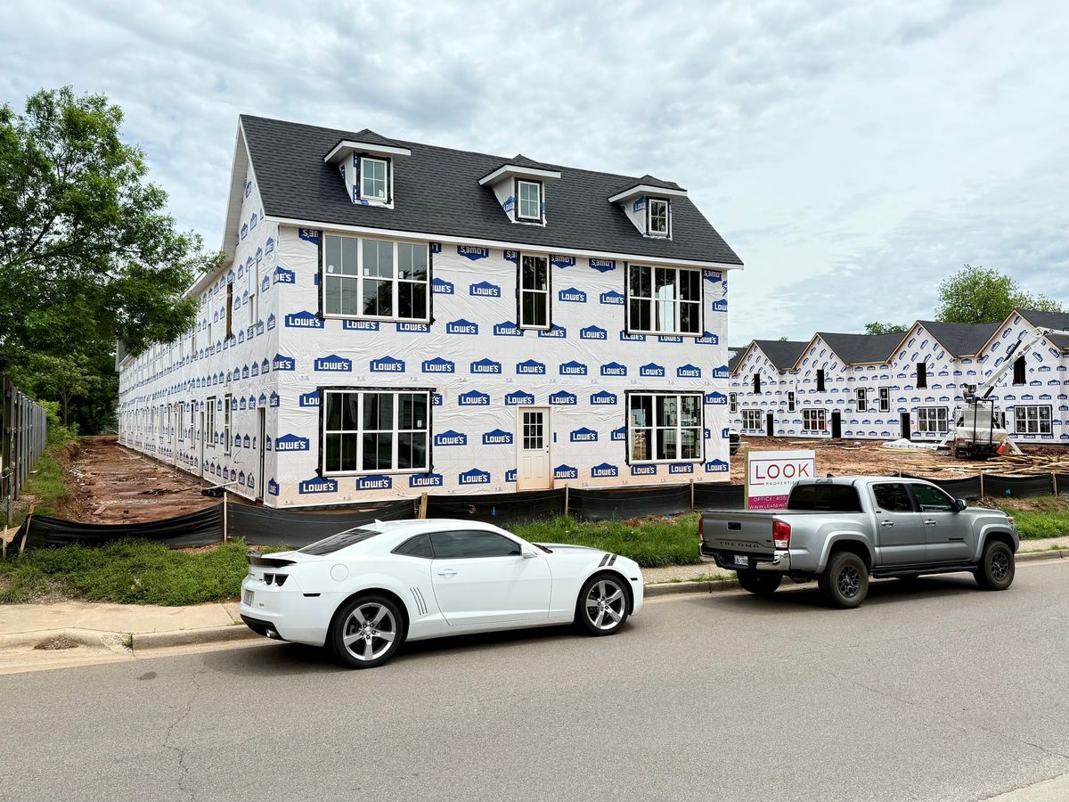 Commissioners Approve Alternative Building Material for Luxury Development Near Campus