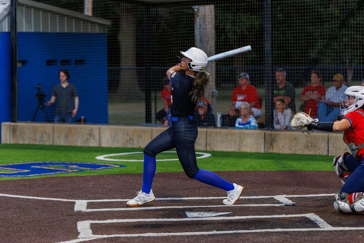 Lady Pioneers Power Past Ponca City, 8–2