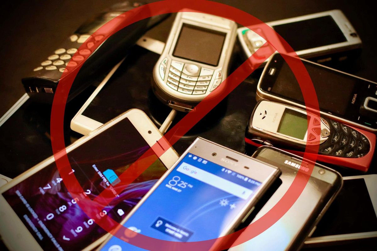 Stillwater Board Adopts Cell Phone Ban, Reports Improved Finances