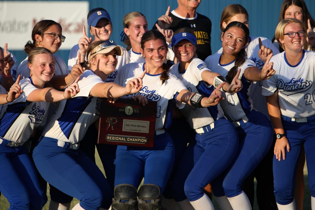 Lady Pioneers Survive Epic Slugfest, Win Regional Title in Extra Innings