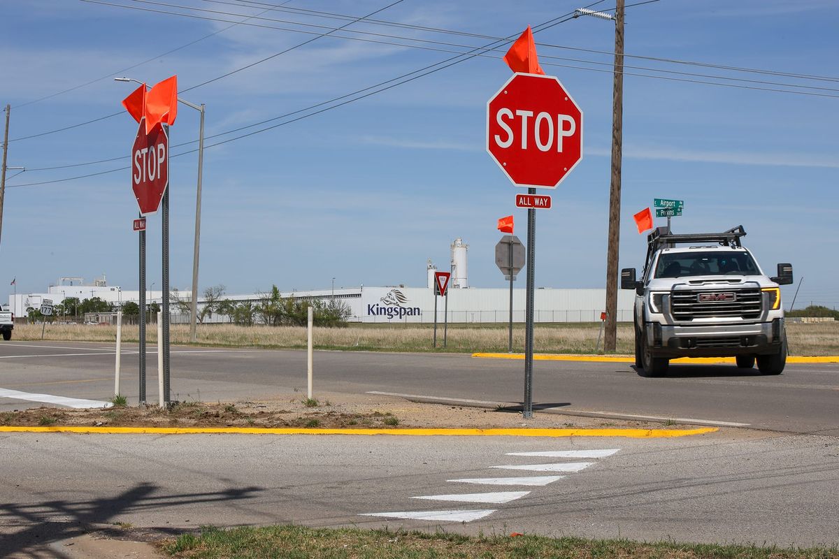 Google to pay for new traffic signal at Airport Road and Perkins Road intersection