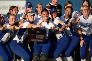 Lady Pioneers Survive Epic Slugfest, Win Regional Title in Extra Innings