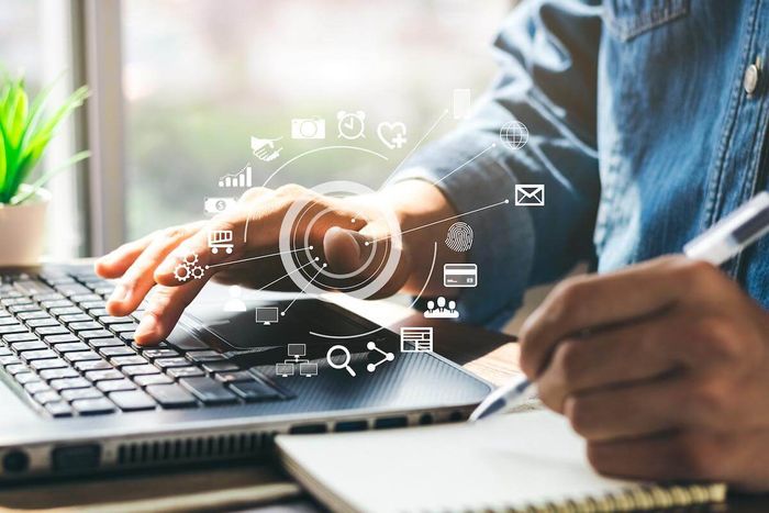 Top 9 Tips for E-Commerce Website Development in 2022