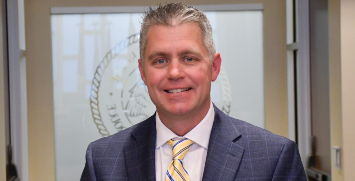 Mayor could lose top staff member