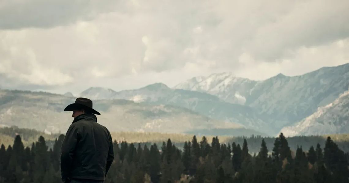 The world is burning and i am watching the Duttons