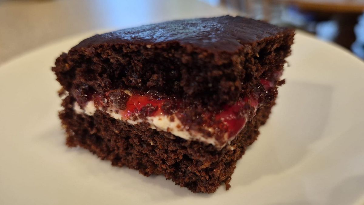 Wholemeal Chocolate Cake