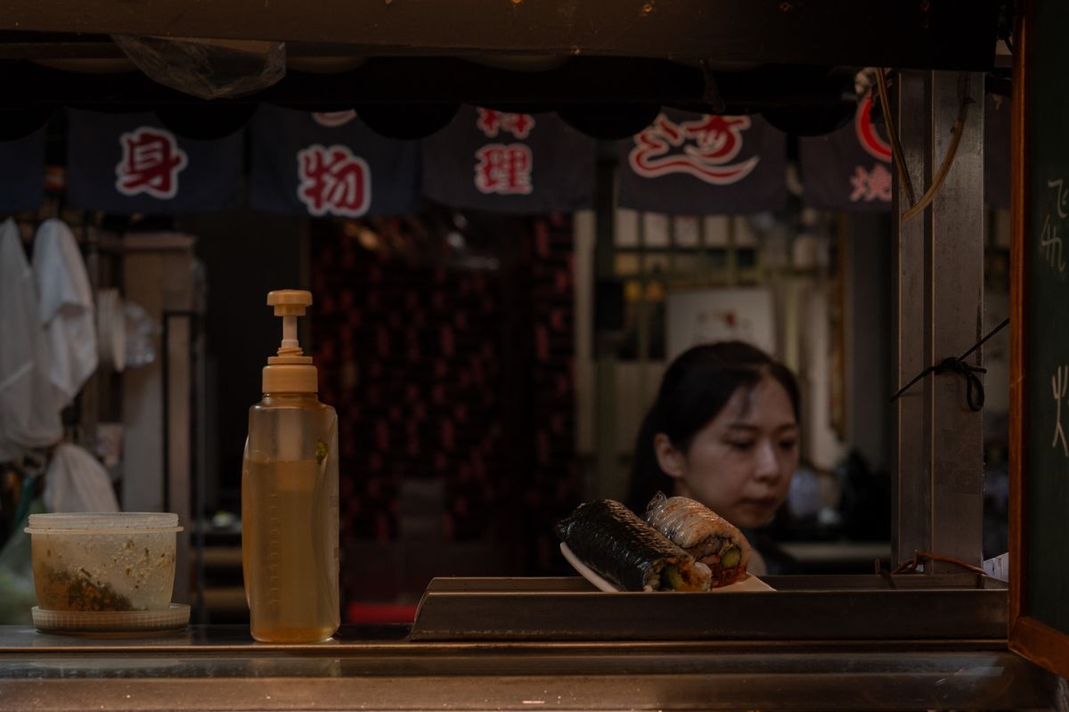 A KALEIDOSCOPE OF HEAT, SMOKE AND HUMANITY