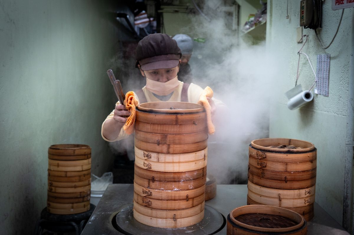 ORDERING FOOD IN ASIA