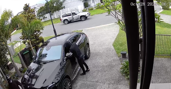 Attempted Car Theft in Helensvale – Two Teens Try Steal Mercedes SUV
