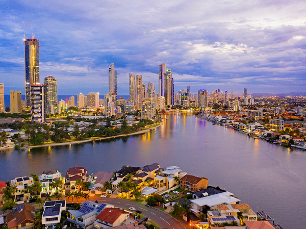 Paradise Waters Locals Report Break-Ins Are Linked to ‘Barefoot Bandits’