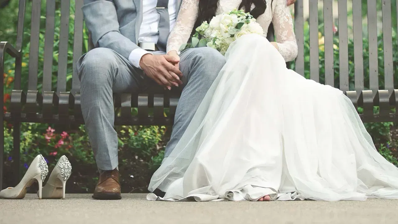 Catholic Annulment vs. Secular Divorce: What’s the Difference?