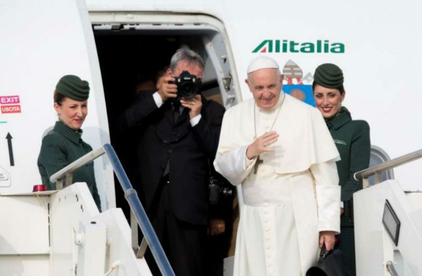 Natale: 1 italiano su 4 vorrebbe andare in vacanza con Papa Francesco