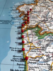 In Spagna riapre il Cammino di Santiago