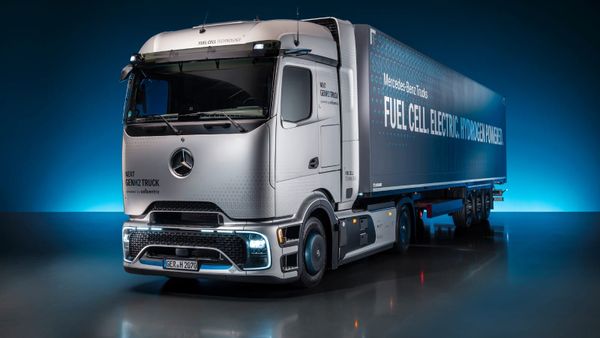 Mercedes-Benz NextGenH2 hydrogen truck enters limited production late 2026