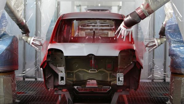 Stellantis announces €15,000 EV to be built in Italy with Chinese tech