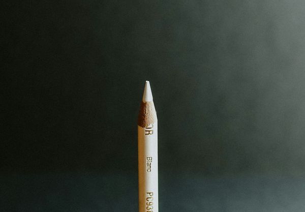 인공지능의 안전을 넘어 인권으로: 아동부터 임상까지, 인간 중심 AI의 새 기준 [HAIE 2025-41]