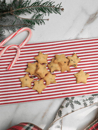 Easy Rosemary Shortbread Cookies in 30 Minutes