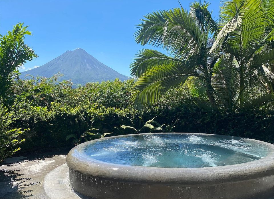 H-O-T-T-O-G-O: Hot (Tub) to Go