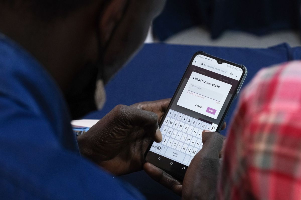 Introducing Internet-in-a-Box in Rwanda