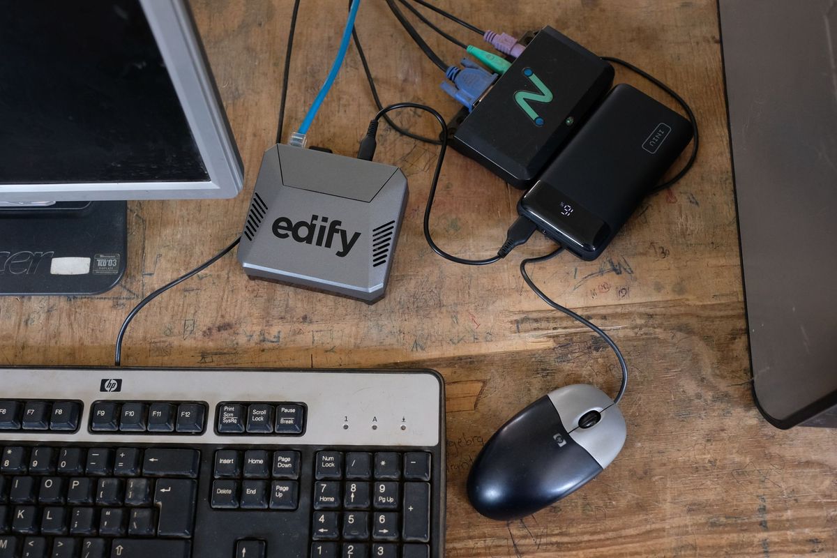 Launching the Internet-in-a-Box Project in Uganda