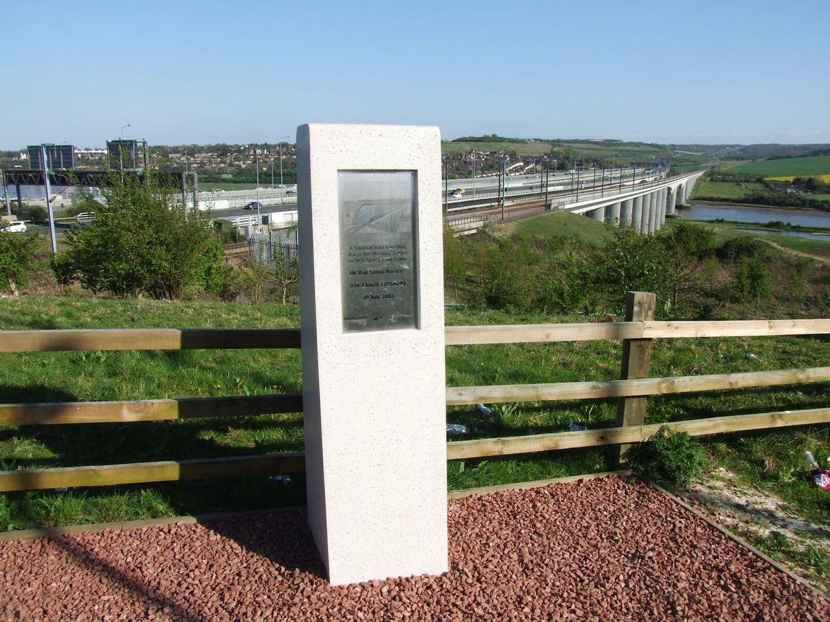 The plaque that couldn't survive Medway