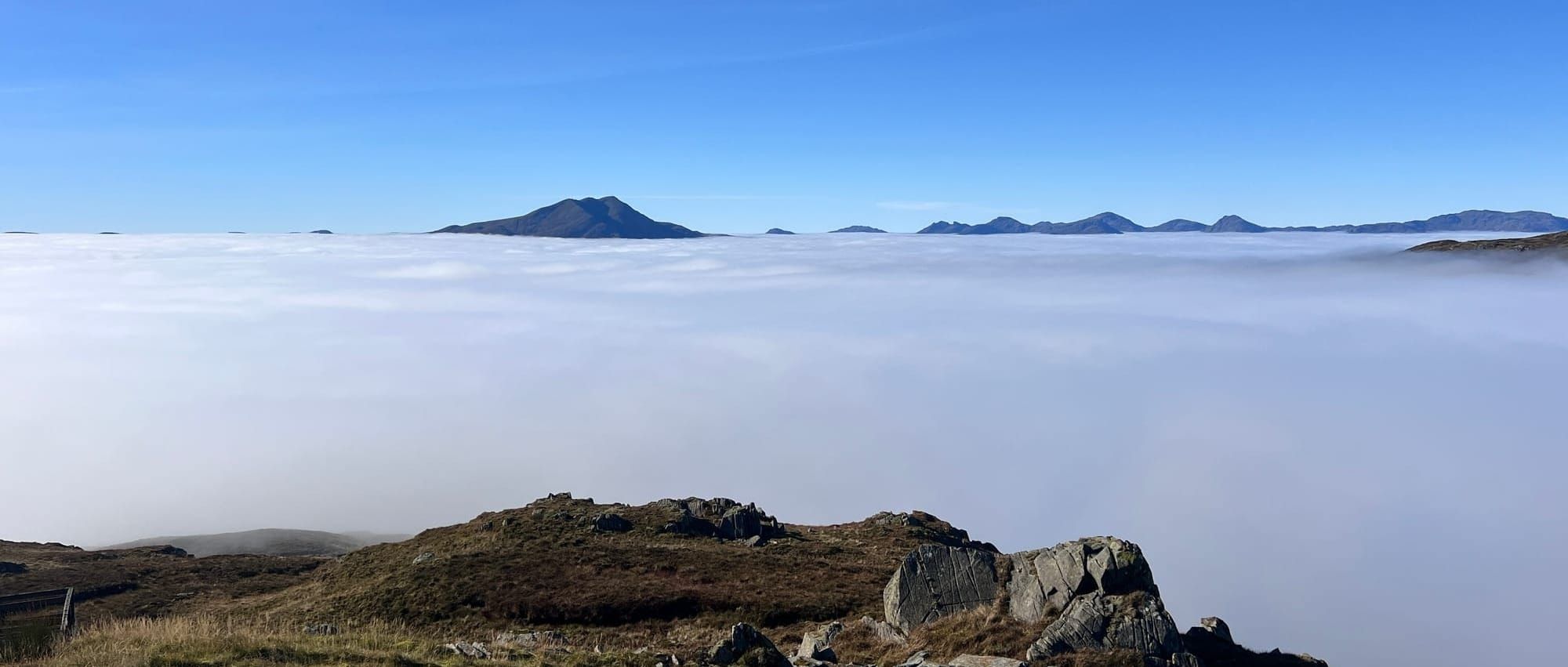 Stob an Lochain, Red Deer and a temperature Inversion feature image