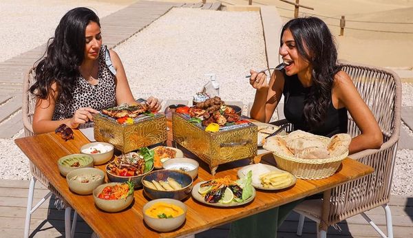 Buông tha cho bản thân, gác lại những muộn phiền