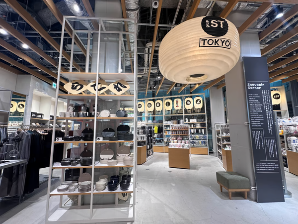 Adastria 第五次變革：從服飾品牌轉型為平台型零售商 | and ST TOKYO 開幕解析