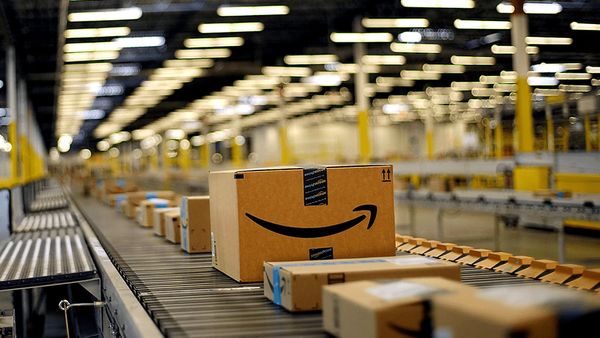 Amazon 大變革！為什麼亞馬遜不只賣你商品，更想掌控你的「電商基礎服務設施」