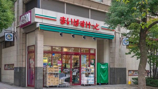 My Basket 透過高密度展店與生鮮優勢，在高齡化社區中重新定義「便利」的價值。