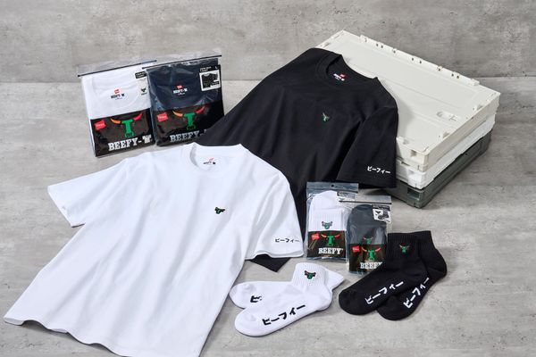 日本 7-Eleven Hanes 聯名 T 恤與便利商店服飾策略
