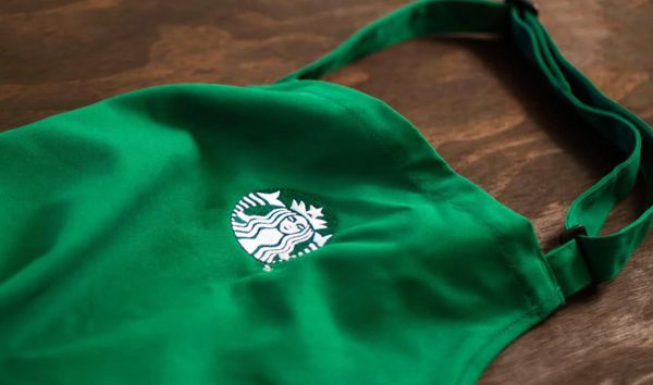 Starbucks Back to Starbucks 轉型計畫與夥伴績效獎金制度