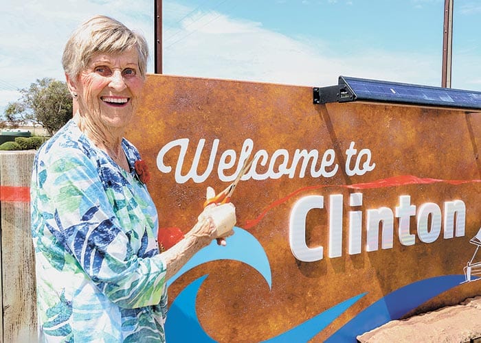 Welcome to (Port) Clinton