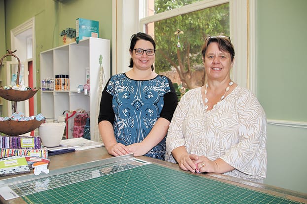 Fire forces quilters to new home