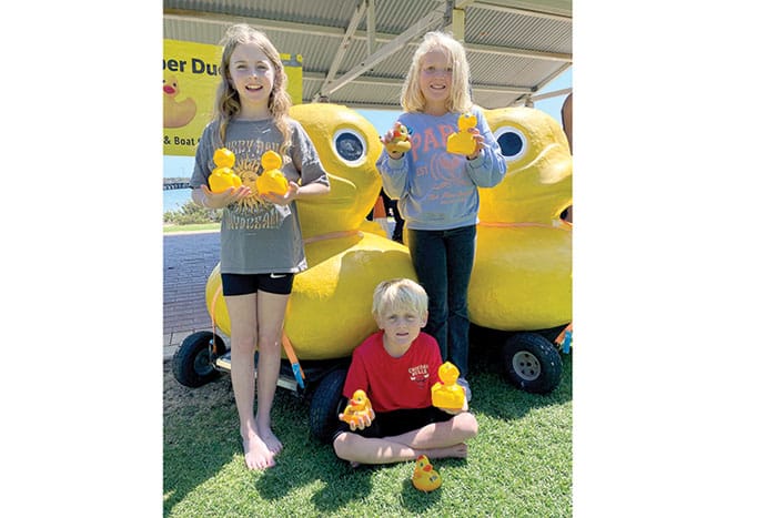 Ducks to race again