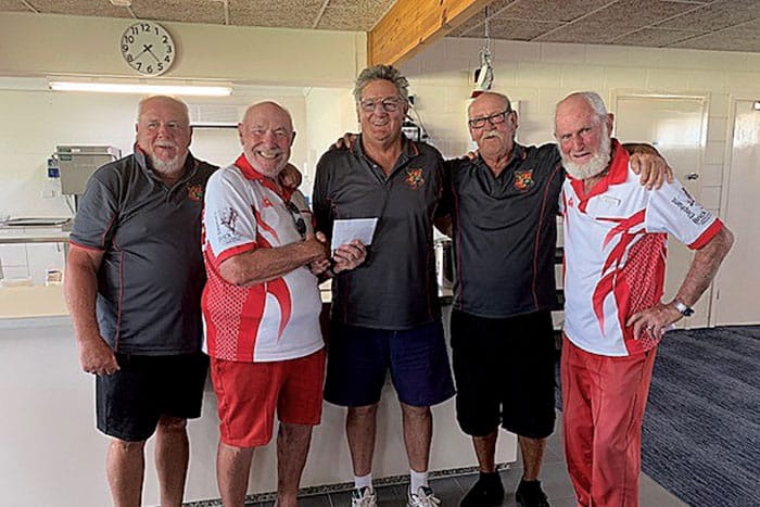 Bowls: Home team on top