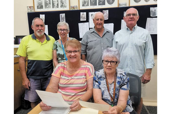 Graves honour for pioneers