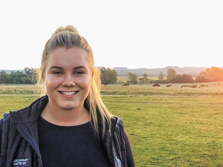 Lochiel grain professional joins leaders’ program