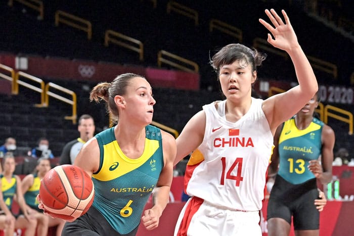 Steph hurt but Opals advance
