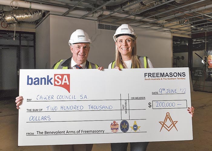 Masonic Charities donate to new Cancer Council building