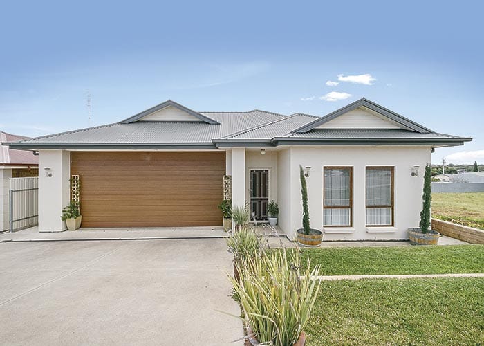 Easy to maintain with stunning view