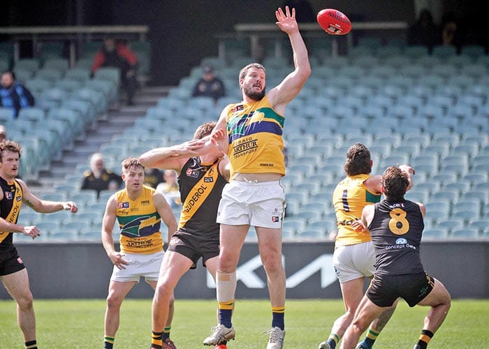 Eagles life membership to Jarrad Redden