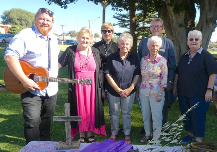 Outdoor Easter service held at Moonta’s Queen Square