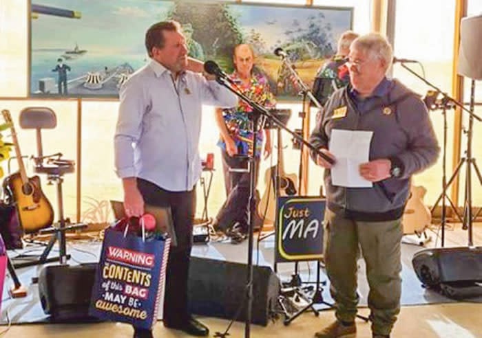 Ken Vintnell receives Vietnam Veterans life membership