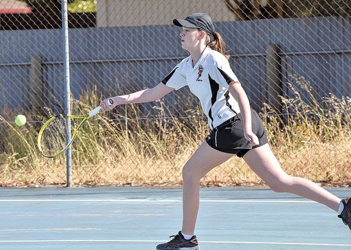 Mid YP junior tennis