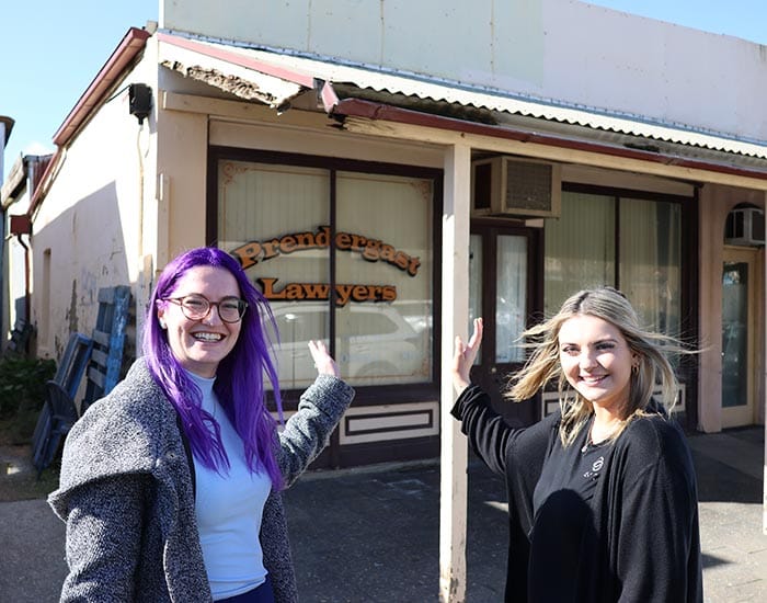 Decaying shop to be bulldozed
